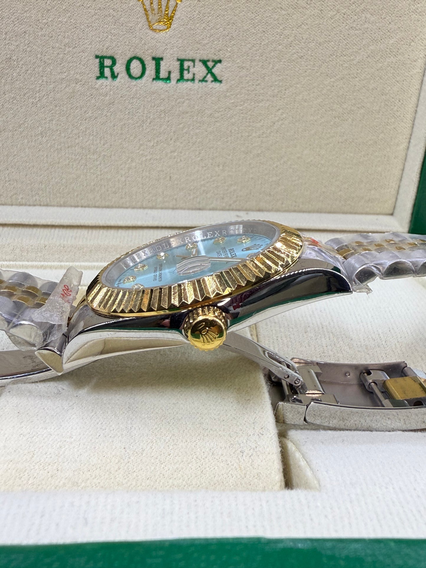 Date just 41mm two tone sky dial