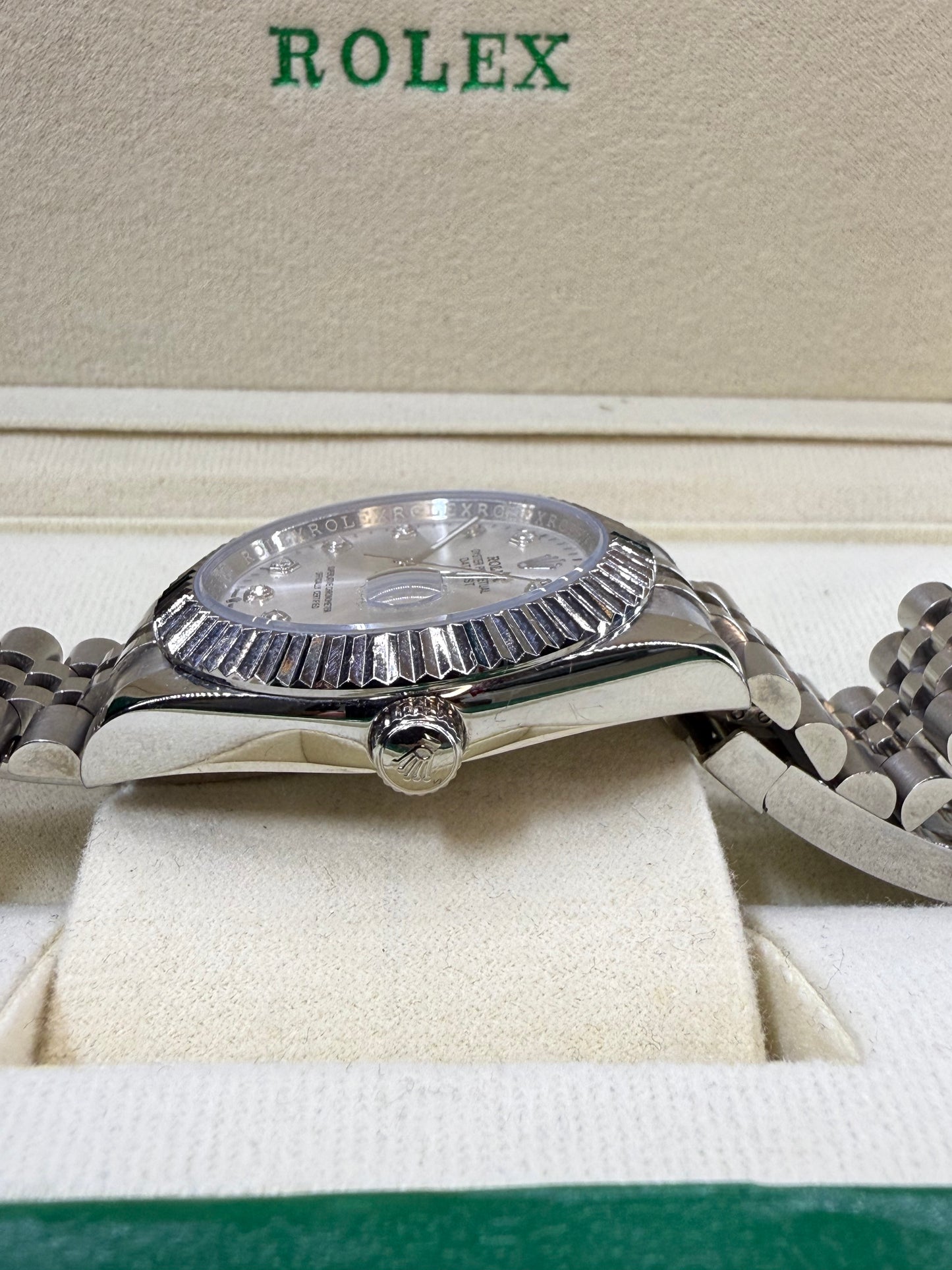 Date just 41mm silver dial