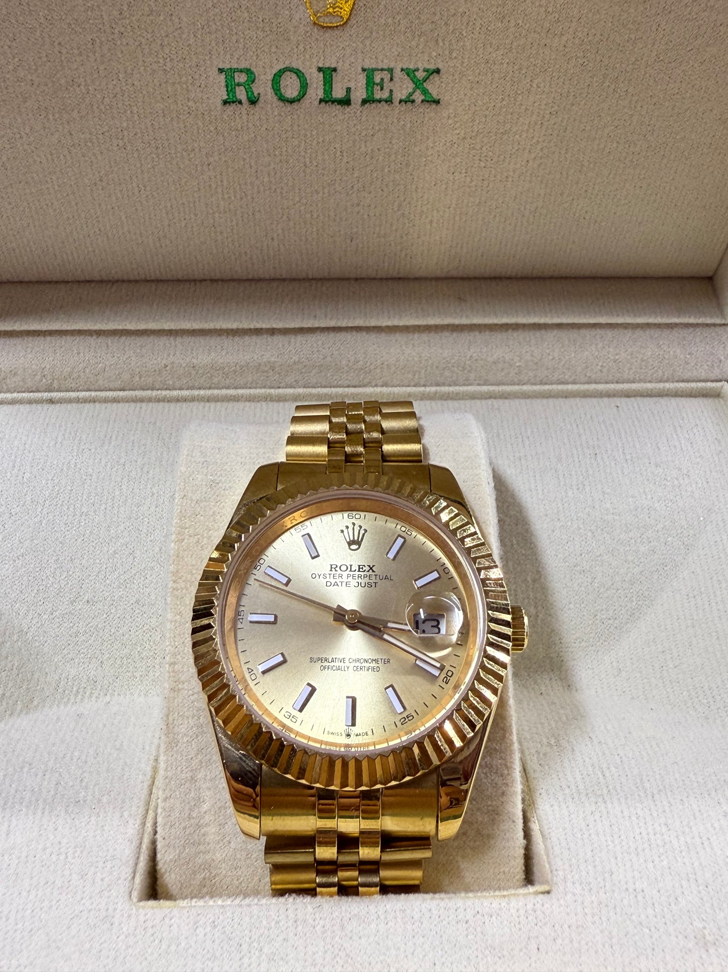 Date just 41mm full gold