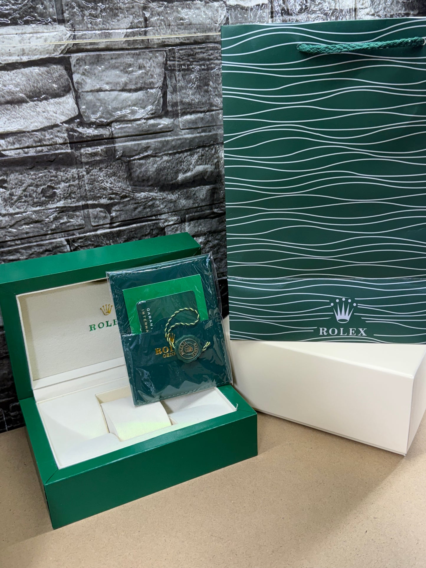 Date just 41mm green dial
