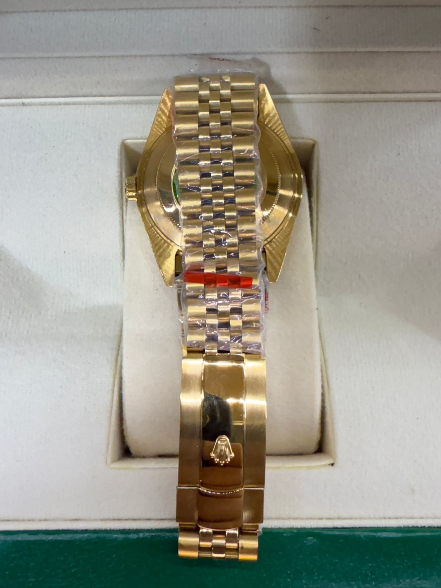 Date just 41mm full gold