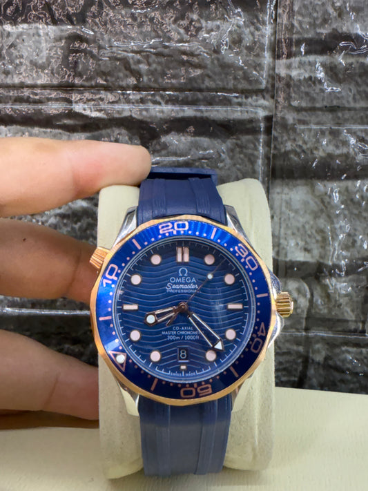 SEAMASTER DIVER 300M 42 mm, steel ‑ yellow gold on rubber strap